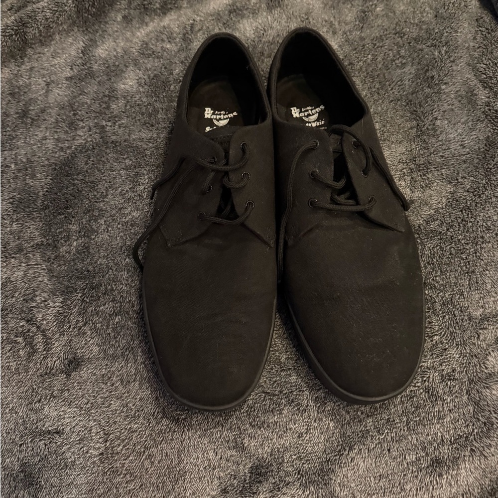 Dr. Martens men’s Airware, SoftWair Black Oxford Shoes